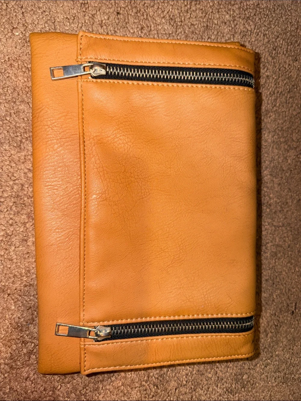 Women’s  Tan Leather Zip Clutch